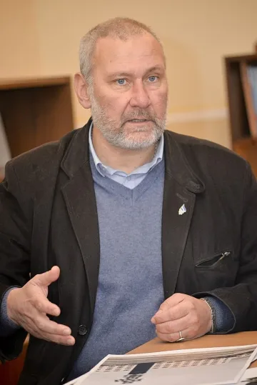 Монголски шамани танцуват под Мадара