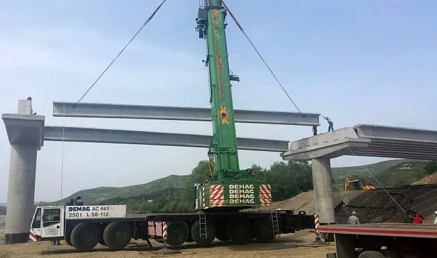 Положиха основите на новия мост на Върбица