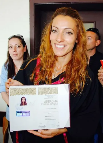 Лалова черпи за диплома и ЧРД