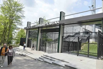 Война с декларации спретнаха журналисти