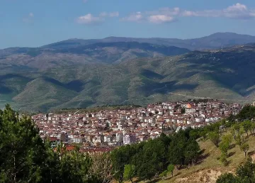 6 села молят за асфалт