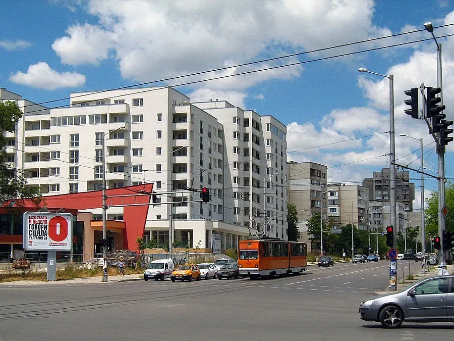 Трезори в битка за всеки клиент