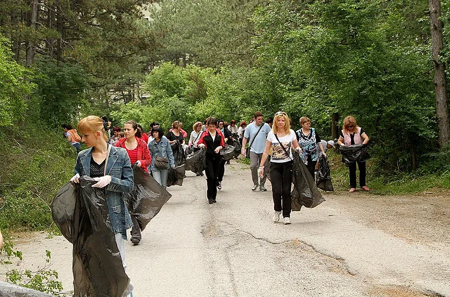 Над 400 тона боклуци събраха старозагорци в пролетната екоакация