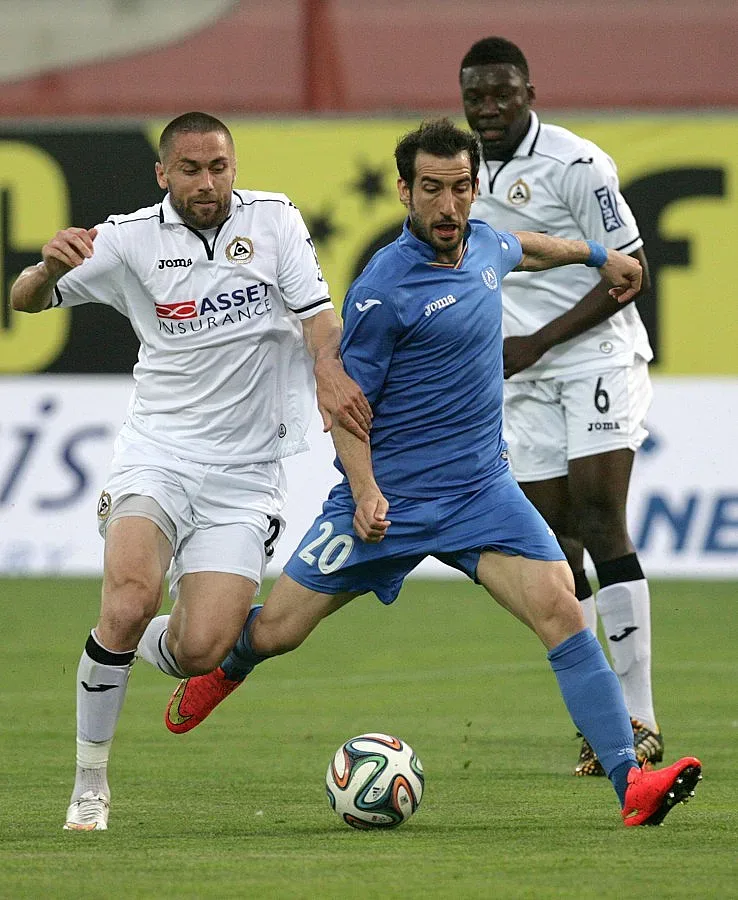 Трета поредна победа за "Славия" над "Левски"