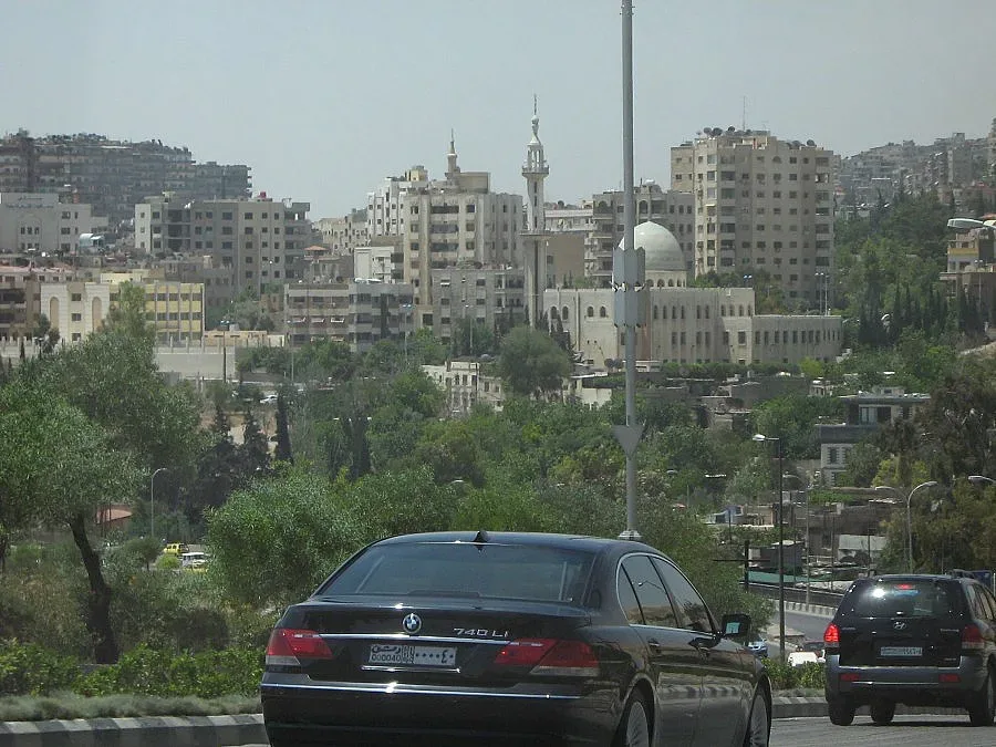 Нови арести в Турция в аферата за продажба на оръжия за Сирия