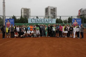 Започна 12-ият турнир "Лидерите" за купите на "Стандарт"