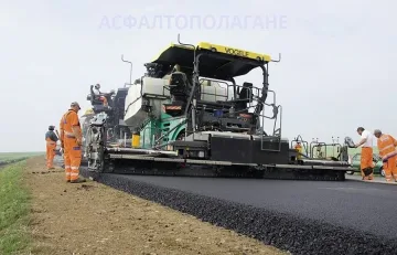 В Кърджалийско асфалтират засегнатите от свлачища пътища
