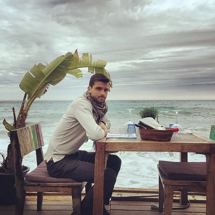 Стратегиите на най-влиятелните българи във Фейсбук и Туитър