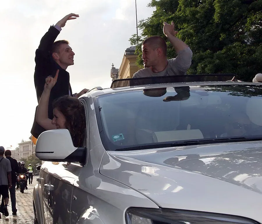 Специални мерки за абитуриентските балове в Кърджали