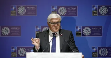 НАТО одобри "гореща линия" с Русия 