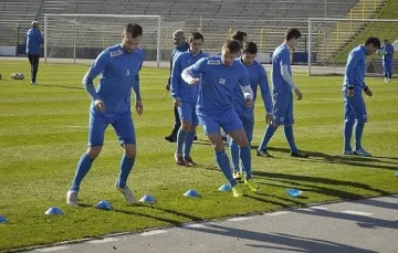 Платиха по две заплати в "Левски"