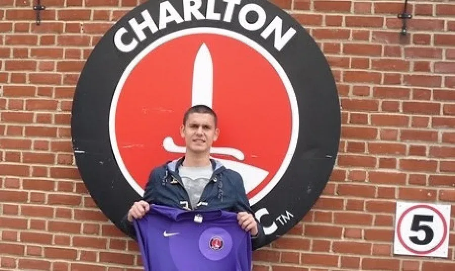 Наш вратар с дубъл в Англия