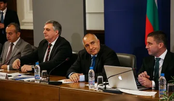 Премиерът: Няма да отстъпим от възрастта за пенсия (ОБЗОР)