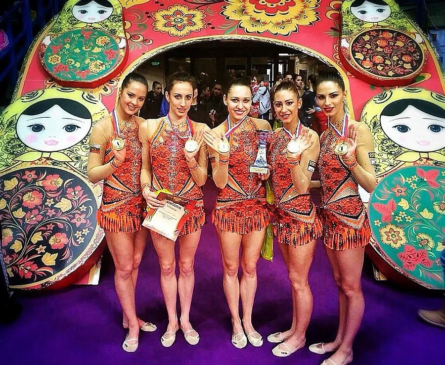 Открит урок за шампиони със "Стандарт"