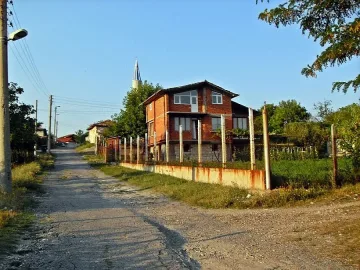 Разследват смъртта на 20-годишен от село Жинзифово