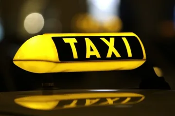 Пребиха и ограбиха таксиметров шофьор в София