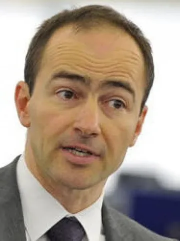 Груевски отдалечи Македония от Европа