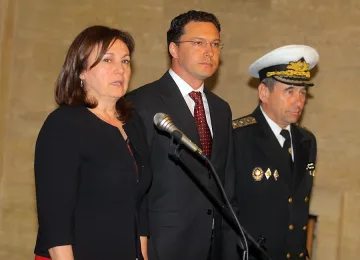 Агенти на границата дебнат за терористи (ОБЗОР)