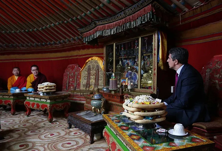 Родна експедиция търси древни рисунки в Монголия