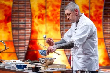 Колко е труден японският омлет и залози с време в MasterChef 
