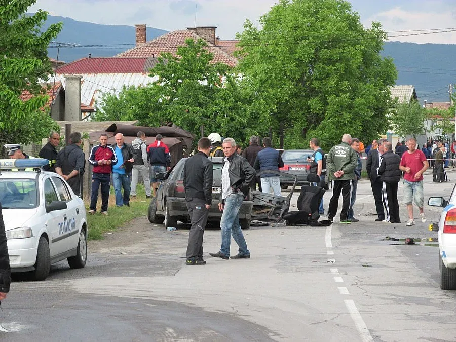 Звъним на 112 за джигити (ОБЗОР)