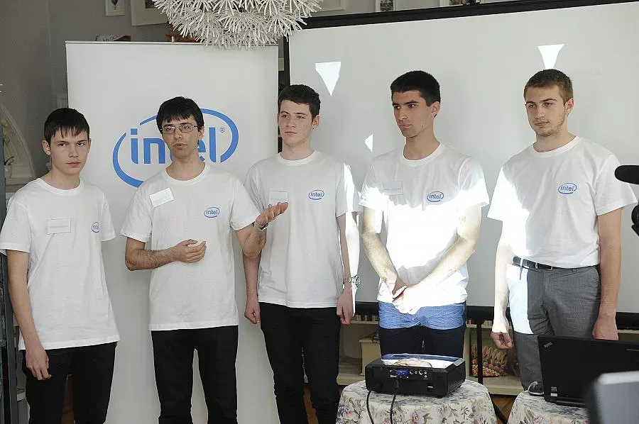 Петима бг гении в битка за млади учени в САЩ