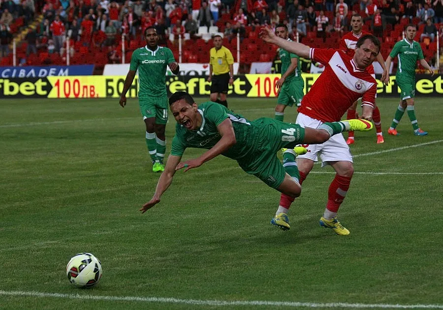 Любо: Знам от картички къде са някои