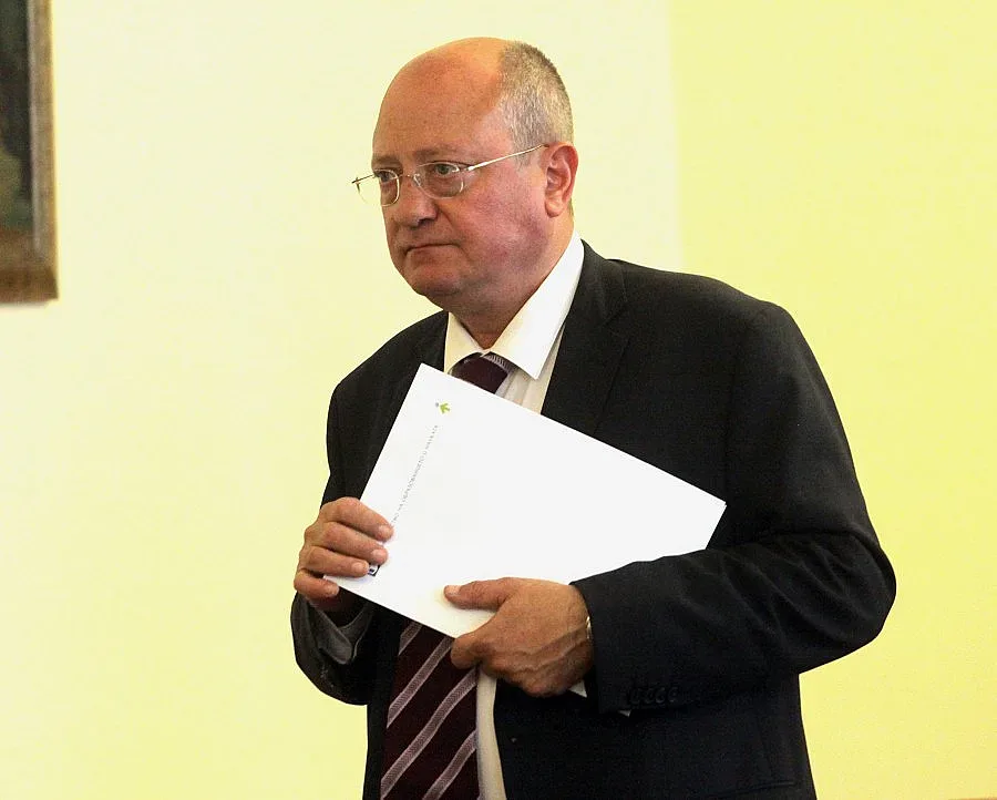 Без изпит в колежа след техникума