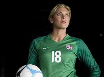 Мъжът на Хоуп Соло 30 дни в затвора