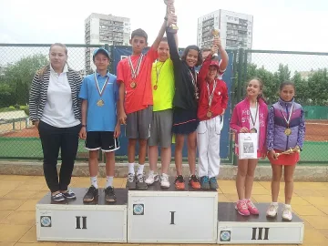 Завърши турнирът по тенис на частните училища