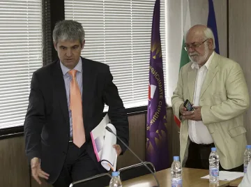 Синдикати и власт обсъждат пенсионирането в МВР