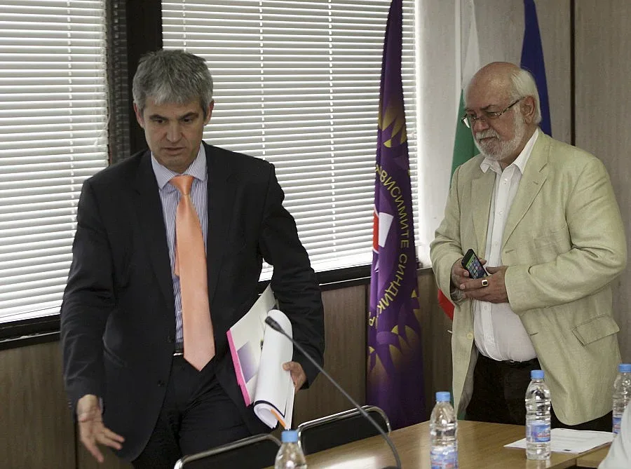 Синдикати и власт обсъждат пенсионирането в МВР