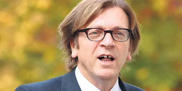 АЛДЕ поиска незабавна оставка на Груевски