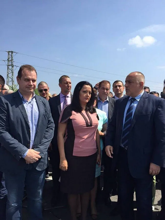 Бойко: У нас са ми броили и магнолиите