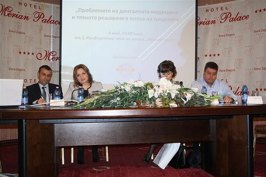 Общо 13 на сто от българите са абсолютно беззъби