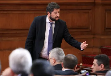 Тримата големи с писмо до Иванов (ОБЗОР)