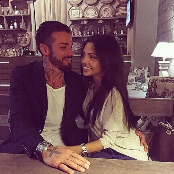 Благо показа Есмер, Николета се кефи