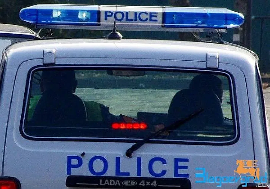 Дете и девойка ранени в две катастрофи