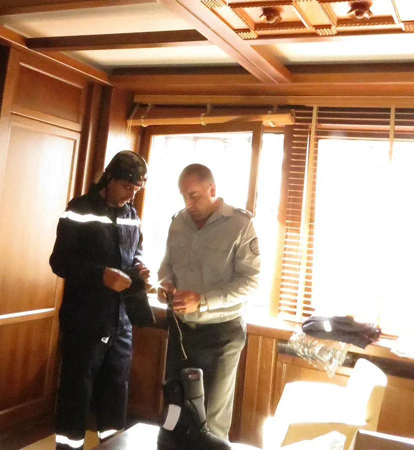 Кмет подари екипировка на доброволци