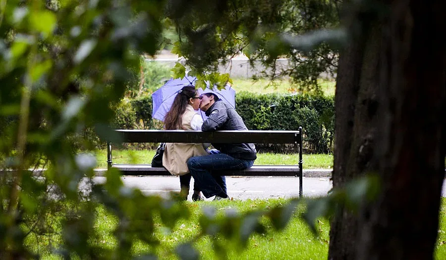 Дъжд и гръмотевици в петък