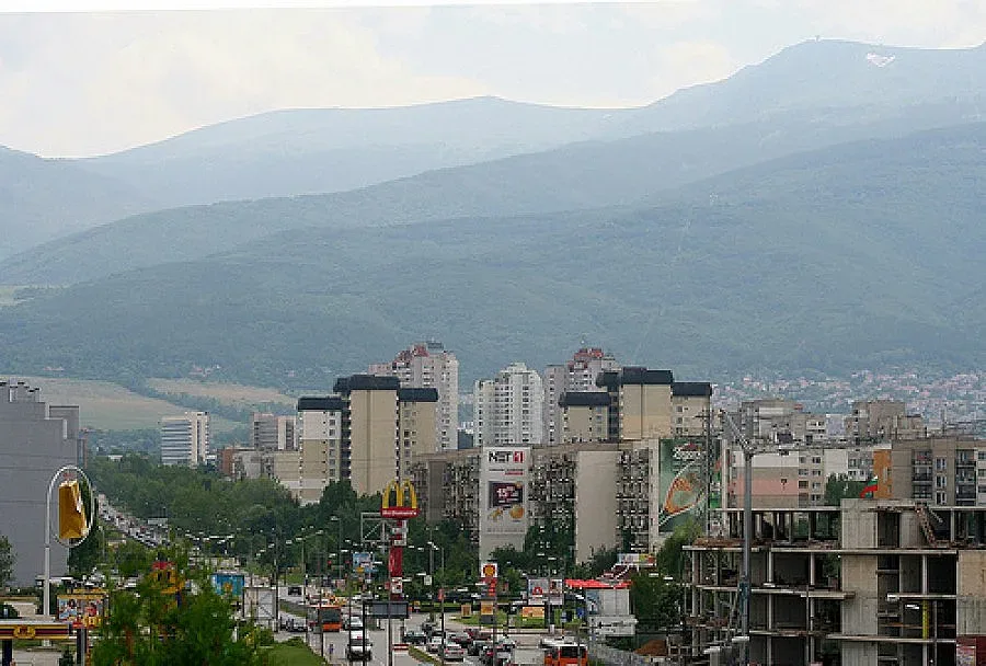 Правят "Гранд Каньон – София" за 120 млн. лв.  