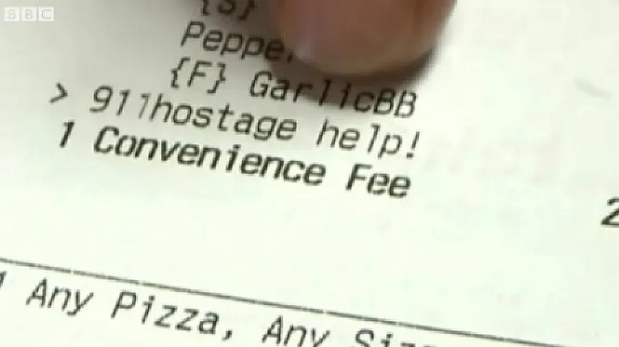 Поръчка на пица спаси жена и децата й