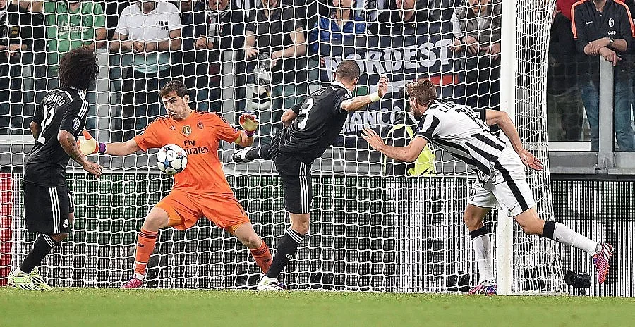 "Ювентус" с минимален аванс срещу "Реал М."