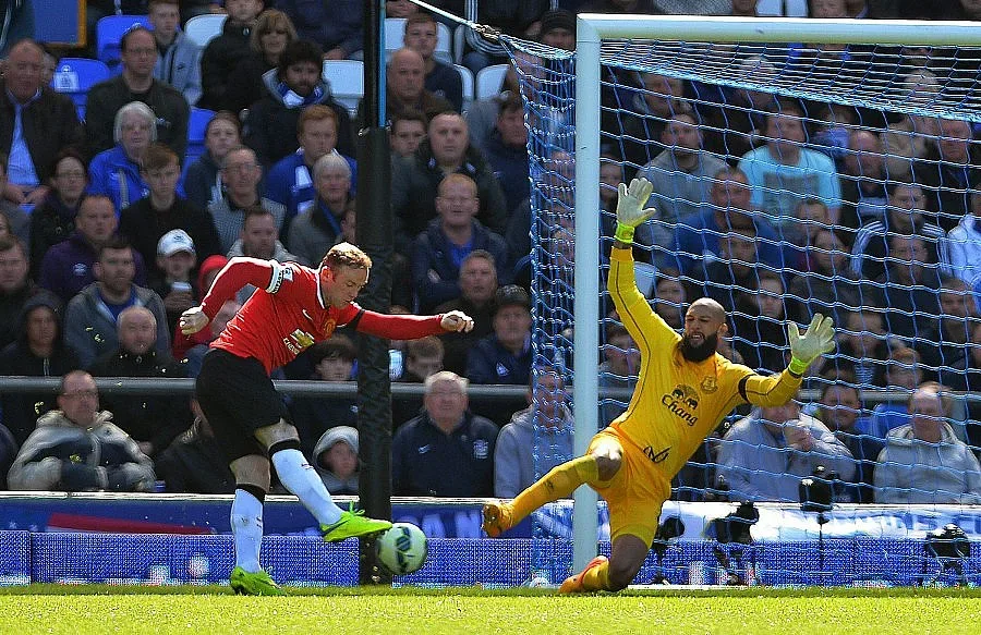 Рууни стана детегледачка