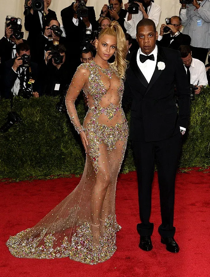 Бионсе и Ким Кардашиян с провокативни тоалети на "Мет Гала"