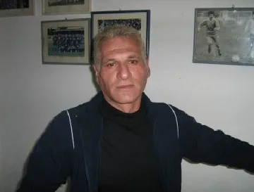 Отиде си футболната легенда Живко Господинов