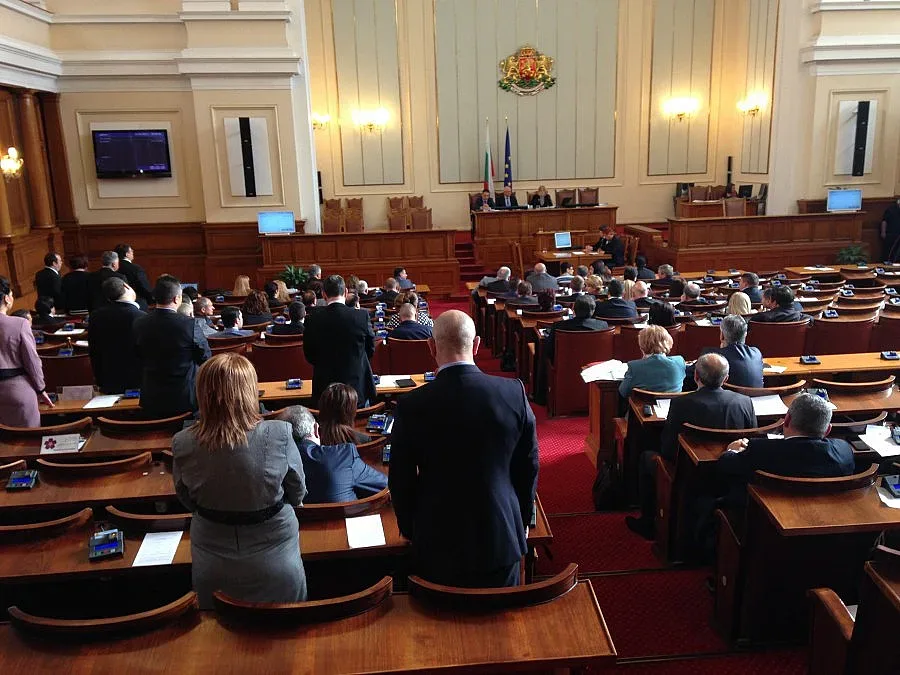 Много говорене, малко реформи