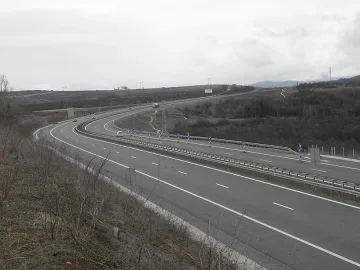 Поне 213 милиона за отсечка от "Струма"
