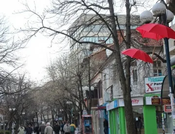 Студенти трошат чадъри за кеф