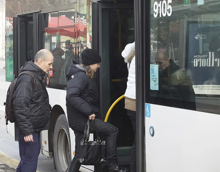 Нови автобуси до Младост и Студентски град от днес